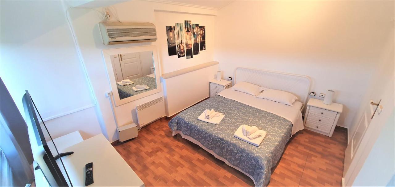 Vacation And Relaxation Home Oropos Nea Palatia Exterior foto